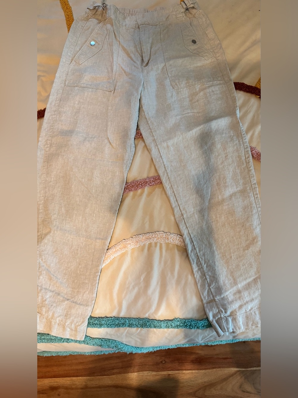 Athleta Light Beige Linen-Blend Cropped Trousers